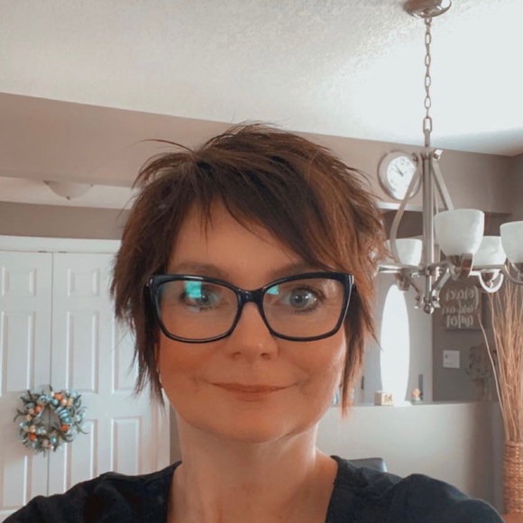 Meet your Posher, Shannon - Picture 1 of 1